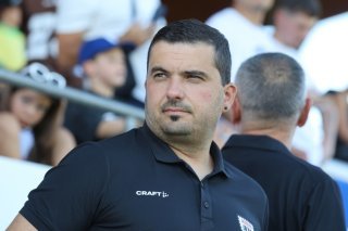 Le FC Aarau de Brunello Iacopetta peut réussir un grand coup lors de la réception d'YB (archives). Keystone/MANUEL GEISSER